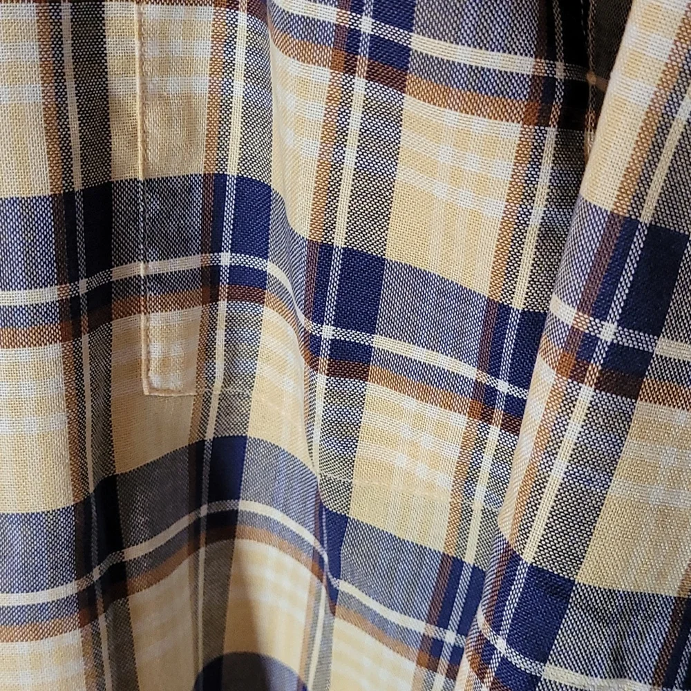 Men's LOAFERS Size XL blue tan plaid Shirt button down wrinkle resistant